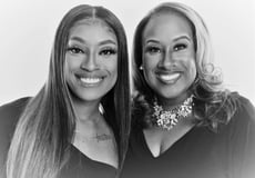 Mother & Daughter Experience logo