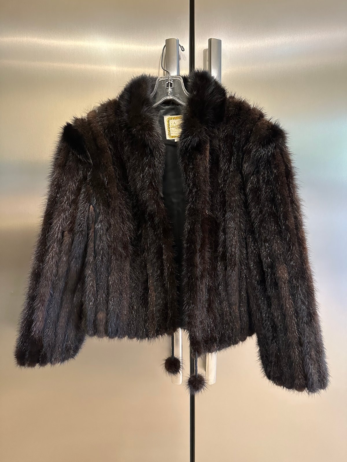 Saga Mink vintage fur coat size Small Medium – Auction – May Auctions Saga Mink vintage fur coat size Small Medium – Auction – May Auctions