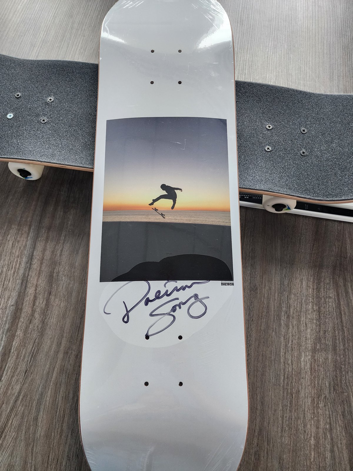 Daewon Song Autographed Skateboard – Auction – Night at the Bazaar