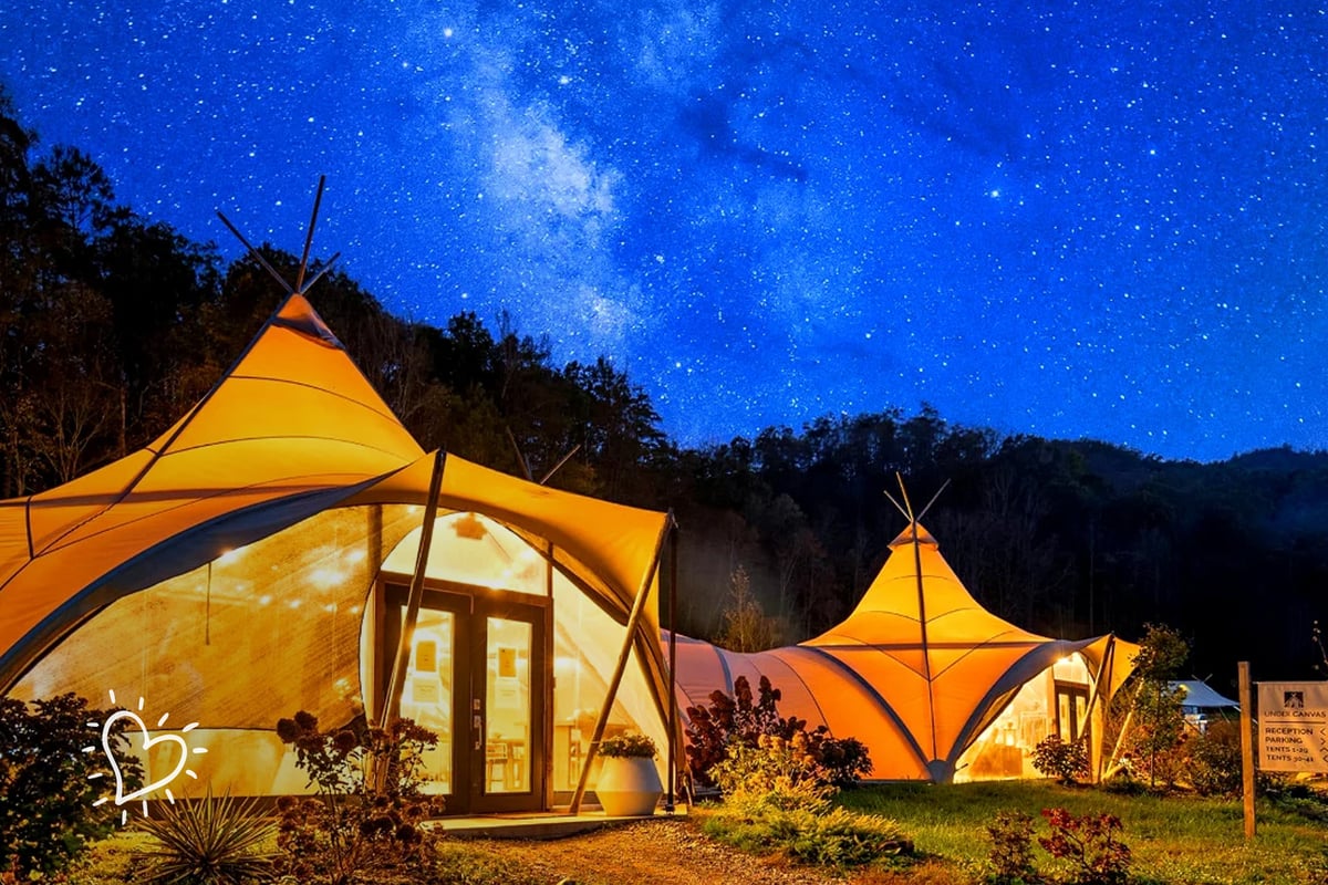 nomad tent Orson 3 | All Weather 3 Plus Person Category:E Bike City_Schwalbe Fat Frank Volkswagen T3 - Van Farbe:Sunburnt Pillow Terracotta backyard gatherings